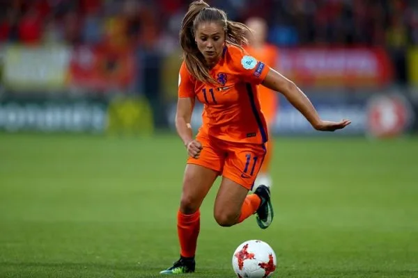FIFA Top ranking Players 2018: Cristiano Ronaldo and Lieke Martens 3 Lieke Martens wins the best FIFA Women's Players