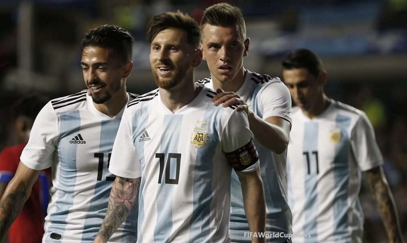 Argentina’s Manuel Lanzini, left, Giovanni Lo Celso, second right, and Angel Di Maria, right with Messi