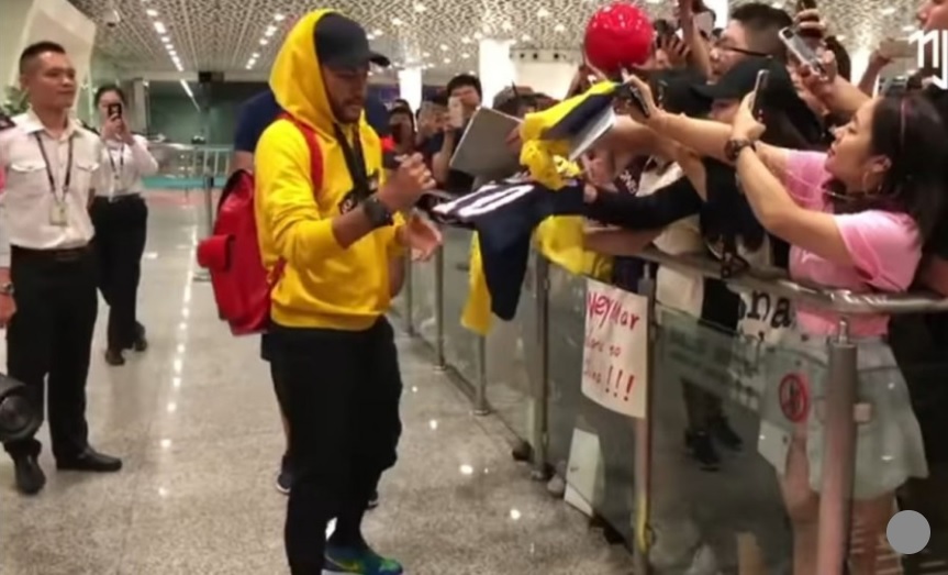 Paris Saint-Germain sticker Neymar with fans