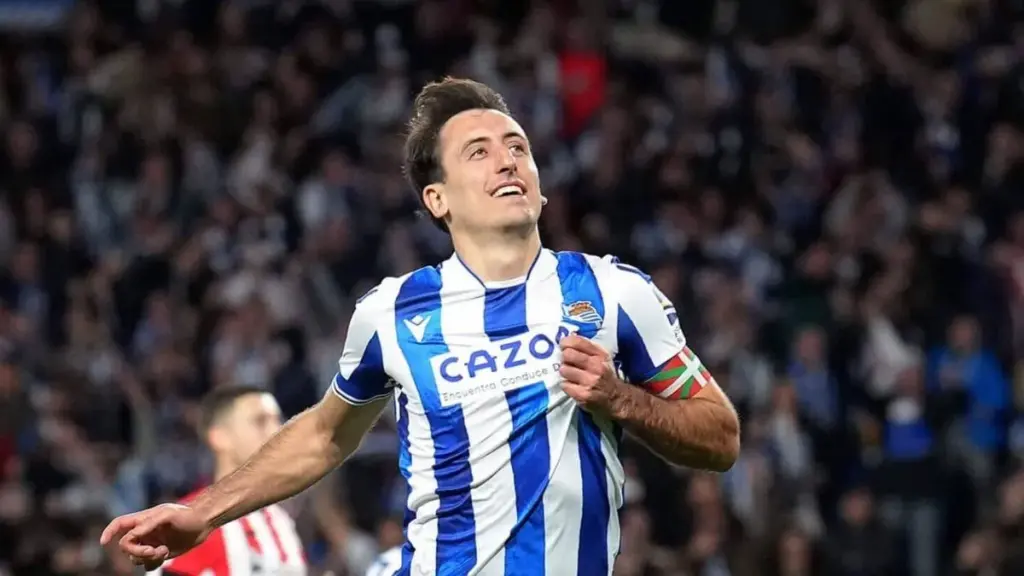 Mikel Oyarzabal Real Sociedad La Liga club and Spain national team