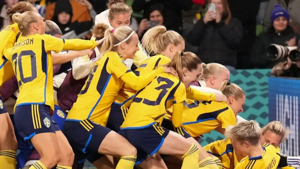 Sweden vs Denmark – UEFA Women’s European Qualifiers Preview 2 Sweden Women's Soccer team celebrating goal