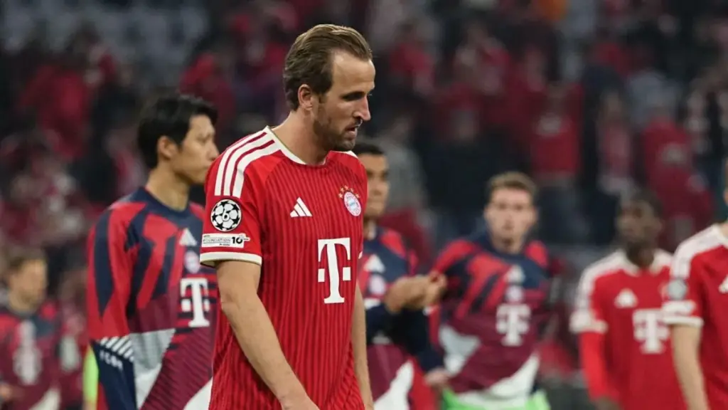 Harry Kane react after Bayern lost to PSG in Champions League